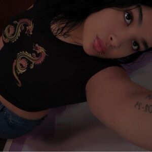 Meet your Posher, Alyssa